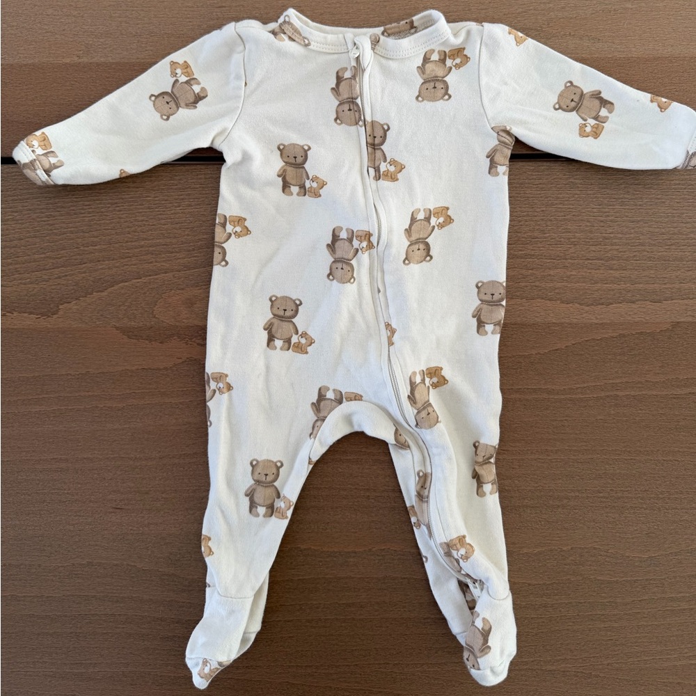 Adorable Teddy Bear Print Organic Footed Onesie